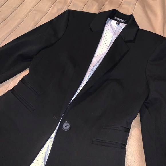 SOLD! NWOT Express Black Blazer - Picture 2 of 6